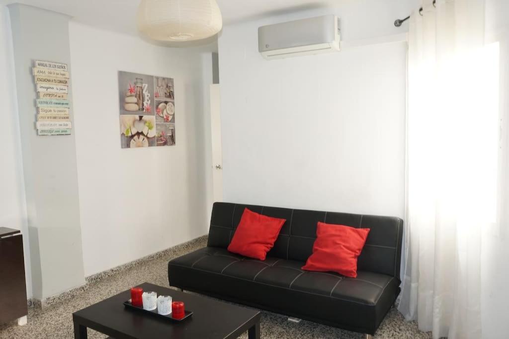 Malaga Center Apartment Екстериор снимка